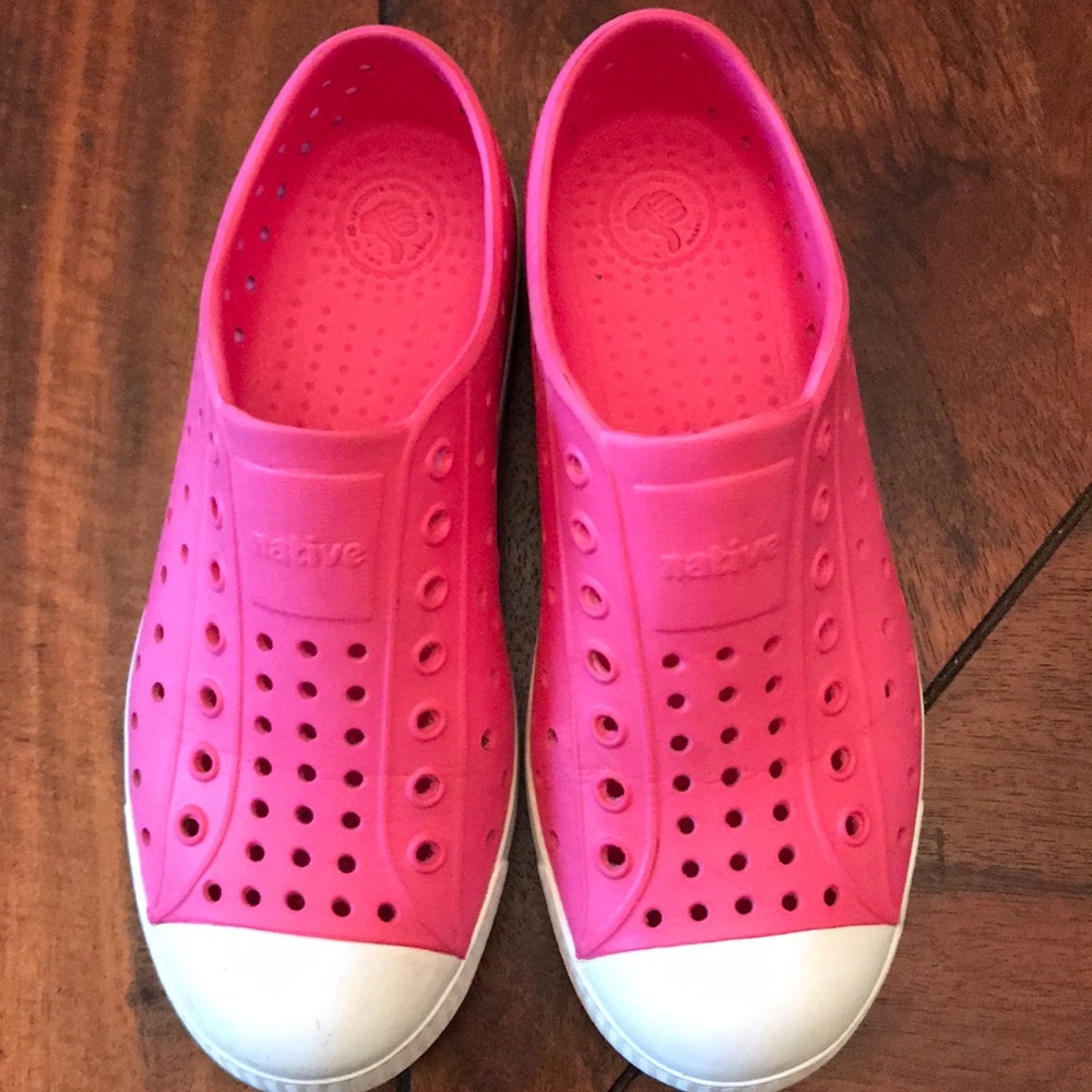Native Jefferson pink size J2